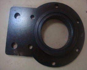 徐工泵車配件出料口及河北鹽山瑞強砼泵機械配件廠的專業供應